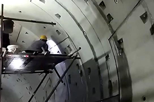 六盘水地铁堵漏现场视频